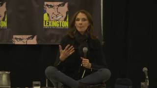 Gates McFadden Beverly Crusher  TNG QampA [upl. by Narud]