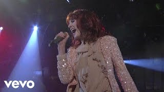 Florence  The Machine  Drumming Song Live on Letterman [upl. by Eerbua]