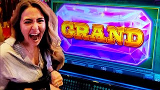 THE BIGGEST LAS VEGAS GRAND JACKPOT EVER [upl. by Olotrab]