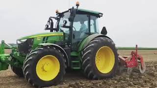 John Deere 5125R Pullingpower [upl. by Nylirret]