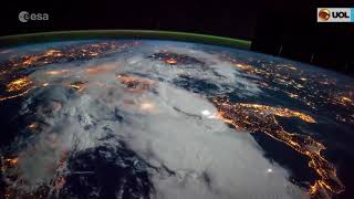 VÍDEO REVELA NOVAS IMAGENS DA TERRA DO ESPAÇO [upl. by Otrebilif848]